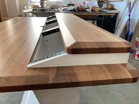 Zaor Studio Furniture srl desk Vela R