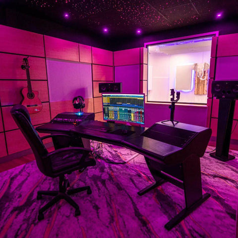 Best Mixing Desks for Professional Studios: Finding the Right Zaor Desk for Your Workflow