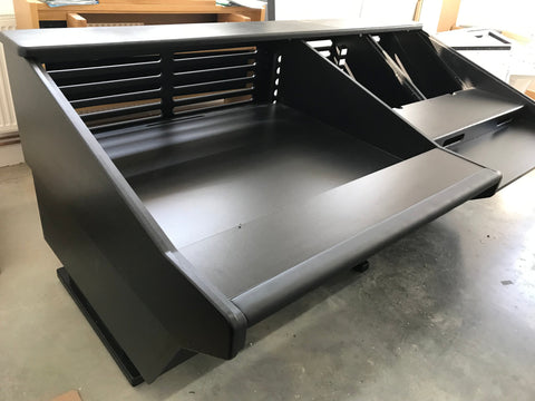 Desk for Zähl console