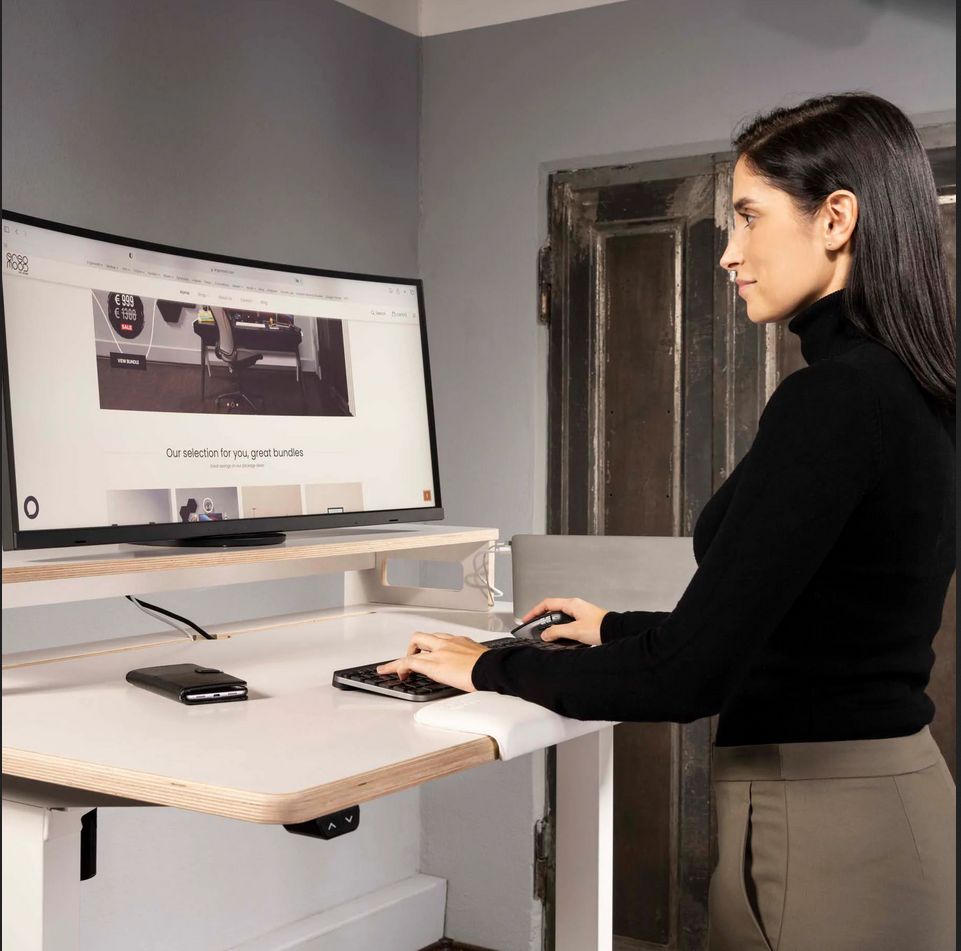Zaor Leva Electric Height Adjustable Desk – Ergonomic Sit-Stand Desk