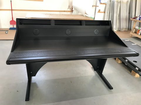 Zaor Studio Furniture srl desk Marea O