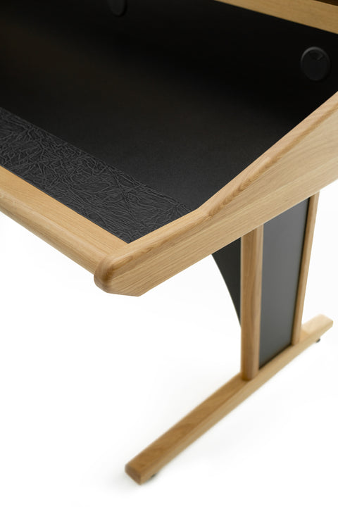 Zaor Studio Furniture srl desk Marea O