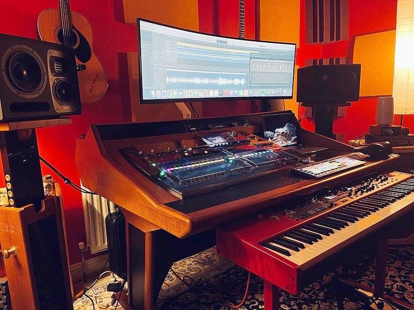 Speaker Stands | Zaor Studio Furniture – Zaor Furniture