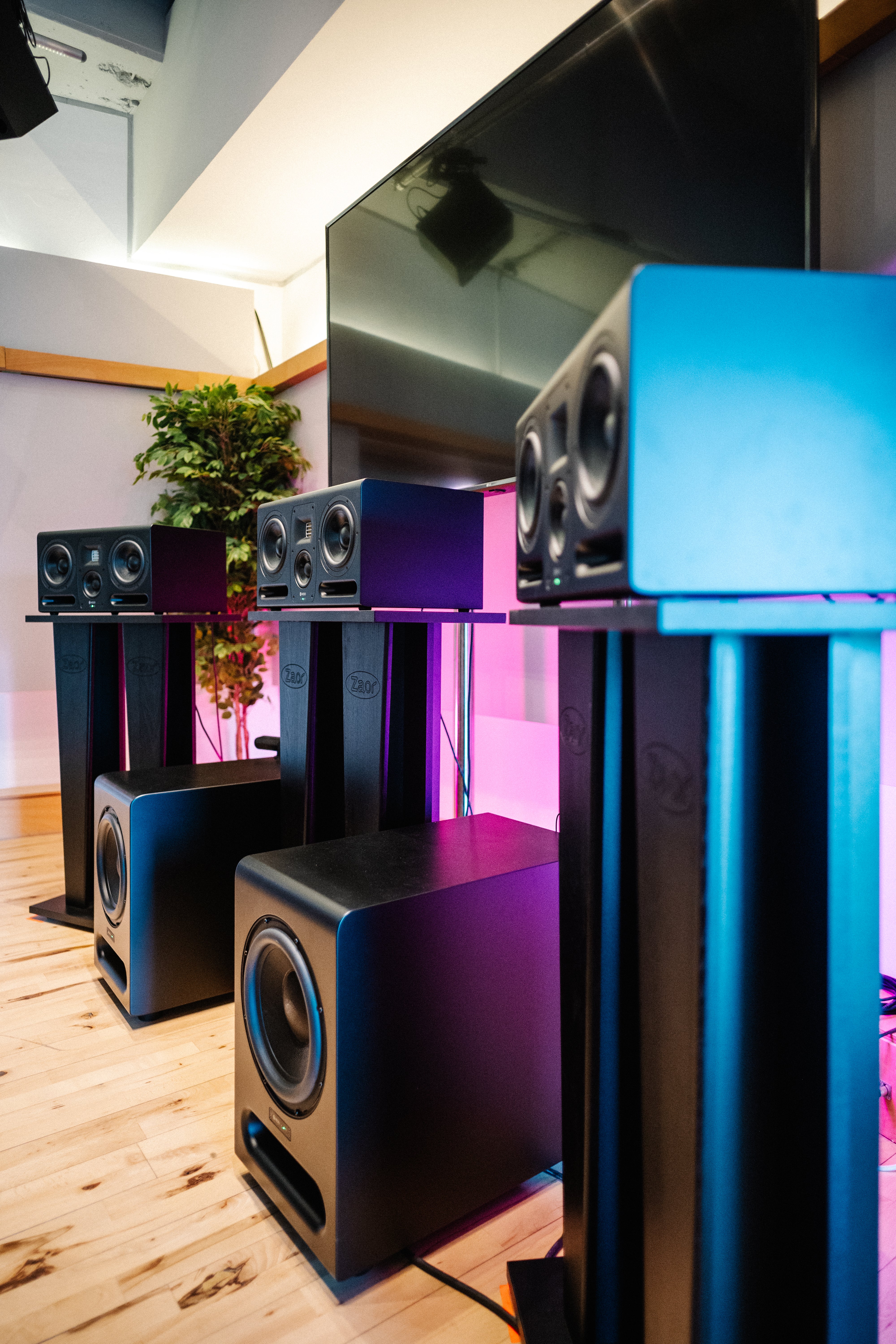 Croce Duo Stands (Pair) – Zaor Furniture