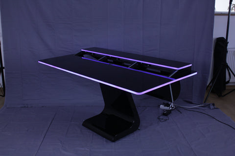 Vela R